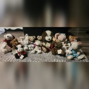 13 Boyd Bears And Friends